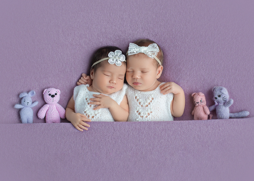 Ньюборн позировка